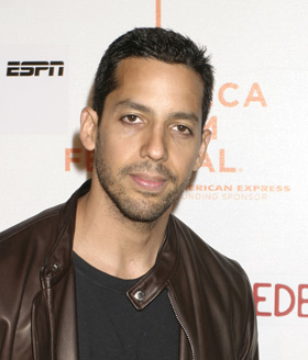 David Blaine, pictures, picture, photos, photo, images, image, hot, sexy, latest, new, engaged, getting married, wedding, girlfriend, fiance, dating, French, model, Alizee Guinochet