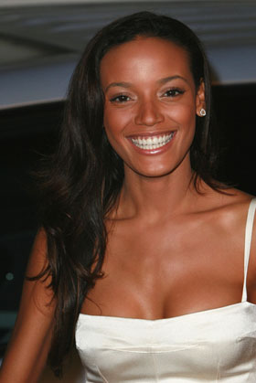 Selita Ebanks, pictures, picture, photos, photo, pics, pic, images, image, hot, sexy, latest, new, nude, naked, breasts, boobs, slip