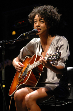 Corinne Bailey Rae, pictures, photos, pics, images, hot, sexy