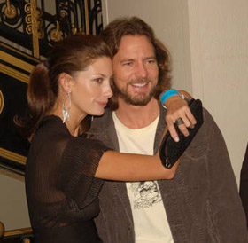 Eddie Vedder, Jill McCormick, married, wedding, pictures, picture, photos, photo, pics, pic, images, image, hot, sexy, latest, new, 2010