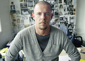 Alexander McQueen, death, autopsy, suicide, hanging, hanged, note, pictures, picture, photos, photo, pics, pic, images, image, latest, new