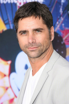 John Stamos, extortion, scandal, Twitter, pictures, picture, photos, photo, pics, pic, images, image, hot, sexy, latest, new, 2010