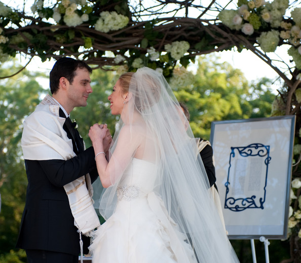 Chelsea Clinton, Marc Mezvinsky, wedding, pictures, picture, photos, photo, pics, pic, images, image, hot, sexy, latest, new, 2010