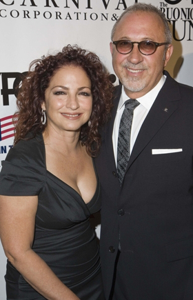 Gloria Estefan, Miami Dolphins, luxury, suite, escape, video, pictures, picture, photos, photo, pics, pic, images, image, hot, sexy, latest, new, 2010