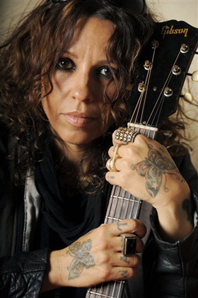 Linda Perry, pictures, picture, photos, photo, pics, pic, images, image, hot, sexy, latest, new, 2011