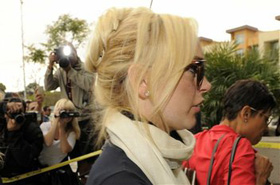Lindsay Lohan, pictures, picture, photos, photo, pics, pic, images, image, hot, sexy, latest, new, 2011