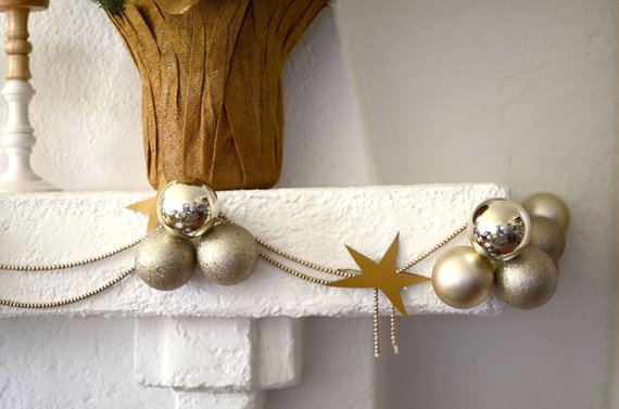 2014-12-16-MrKate_DIY_beadedgarland_9.jpg