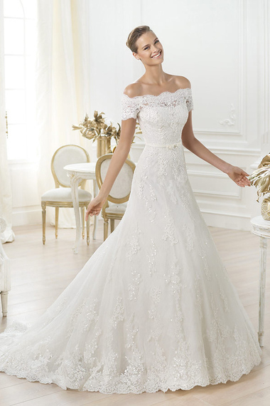 2014-12-22-8pronoviasweddingdressletour.jpg