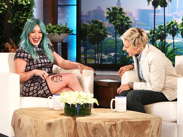 Hilary Duff green hair